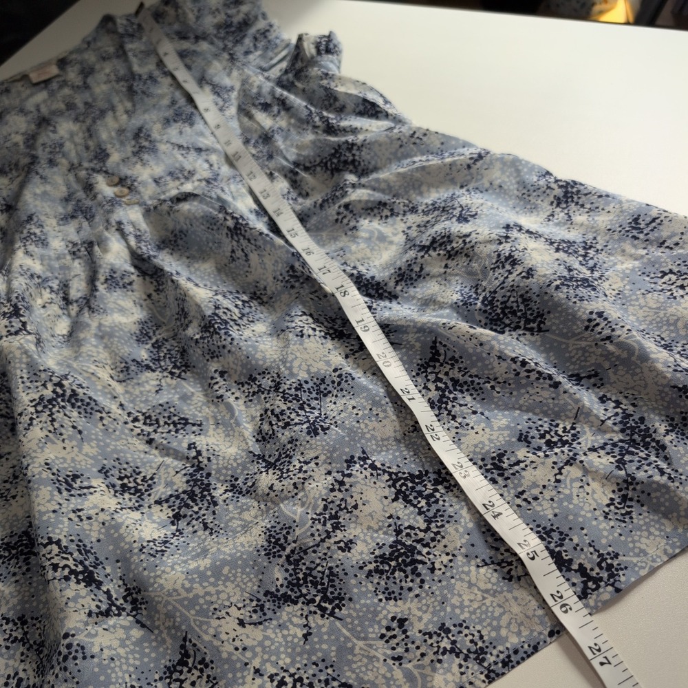 Sundance Blue White Floral 100% Silk Ruffle Cap Sleeve Tie Waist Blouse Medium - Picture 9 of 10